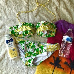 Victoria’s Secret Bandeau Bikini